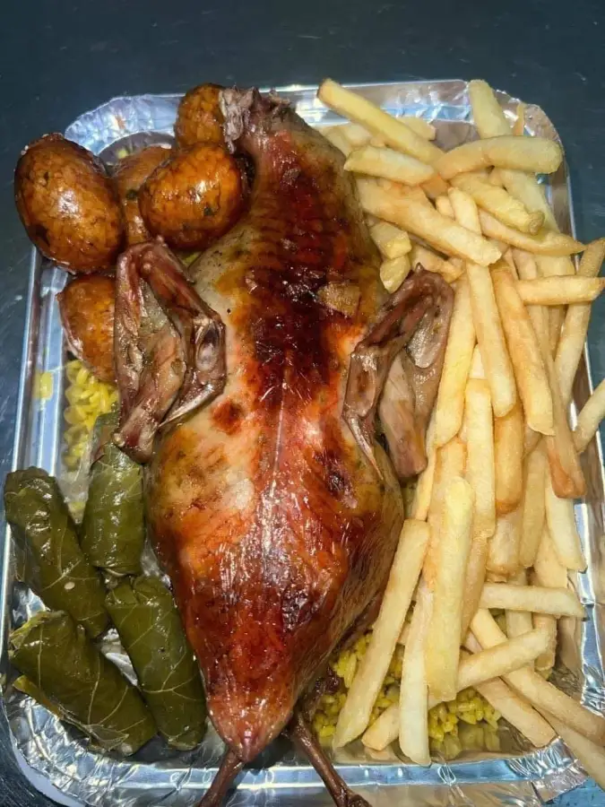 45. وجبة حمام فريك مع المحاشي