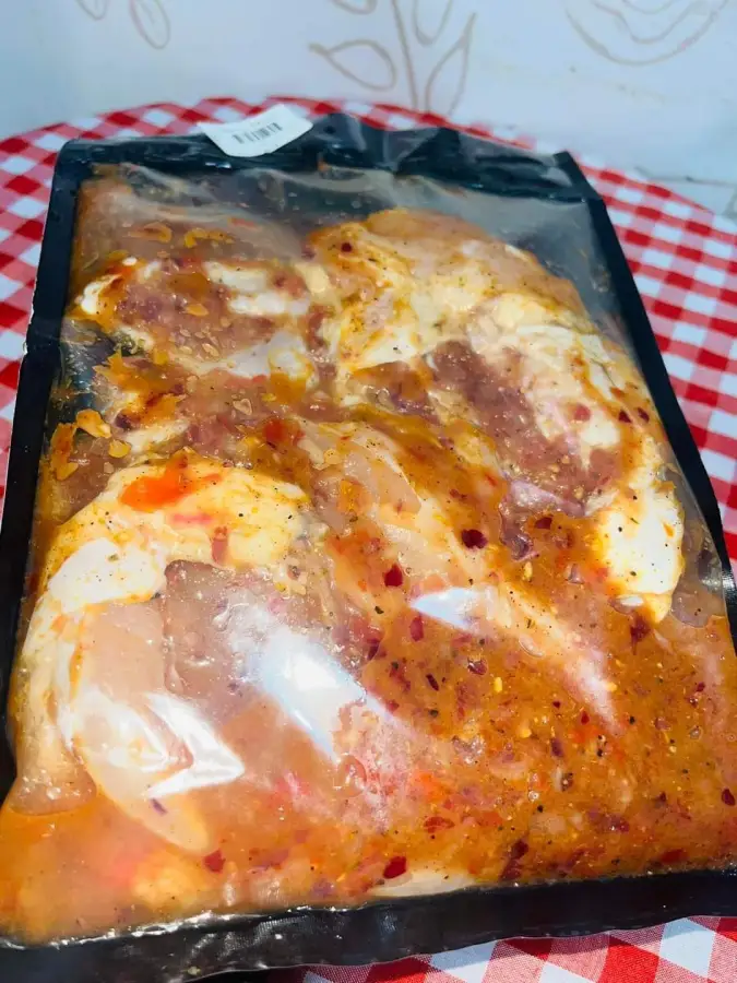 43. نص فرخة مخلية متبلة للشوي فاكيوم