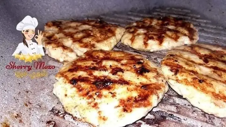 25. برجر فراخ بالجبنة نص ك