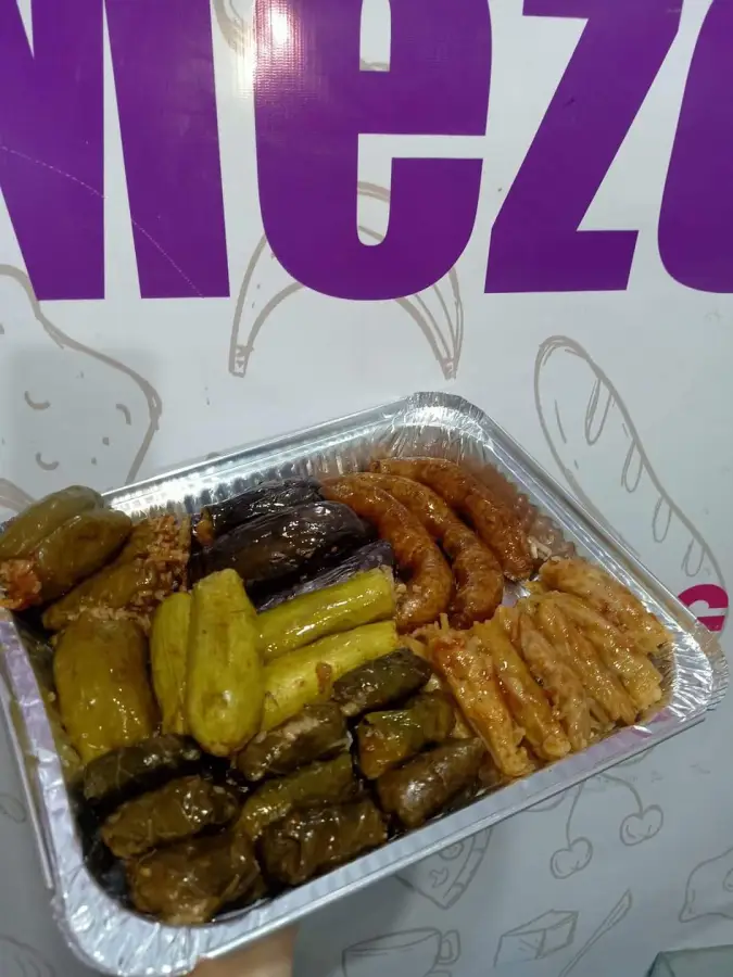 14. طبق محاشي مشكل كيلو ونص