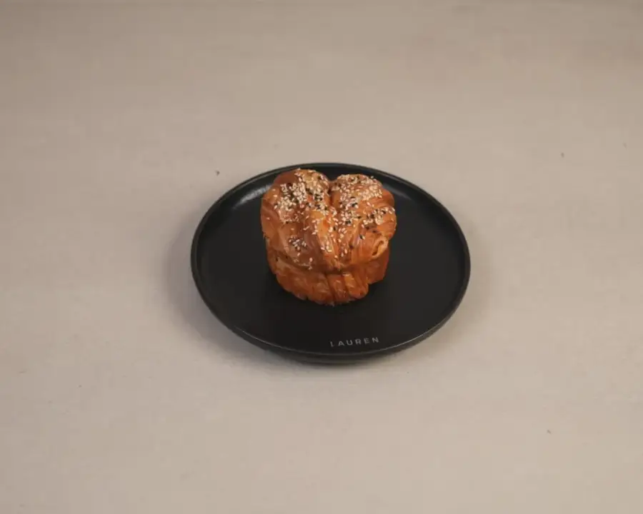 خلية كرواسون ميني كيري بالعسل